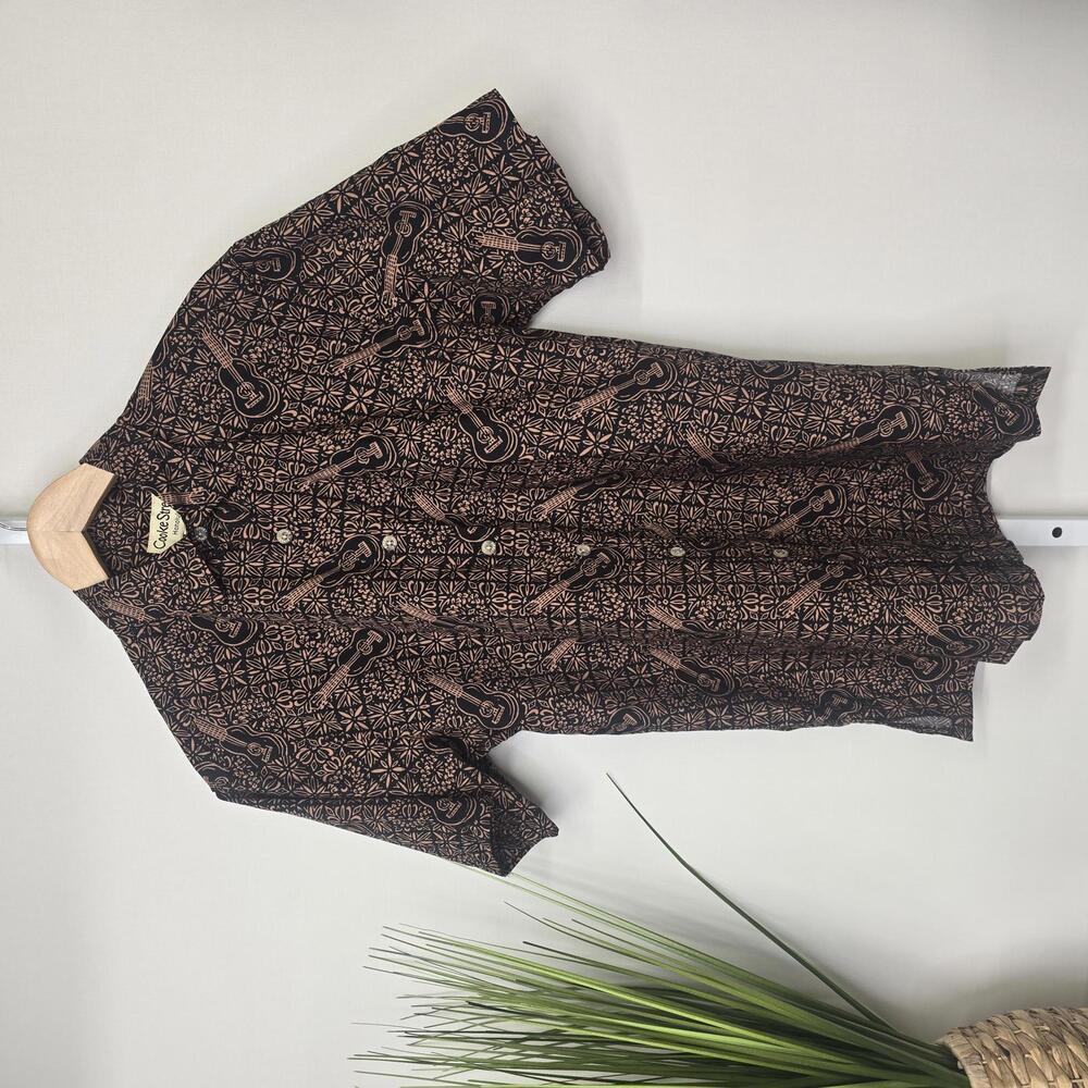 Cooke Street Honolulu Mens Small Black Tan‎ Ukulele Print Cotton Aloha Shirt